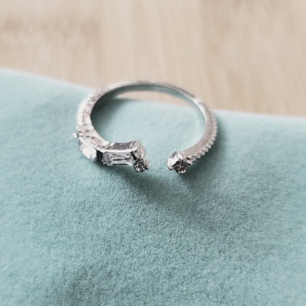 2/$25-New Open Ring Rope Inspired Detailing - Picture 4 of 11